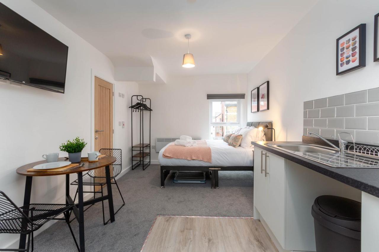 Charles Alexander Short Stay - Charnley House Apartments 黑潭 外观 照片
