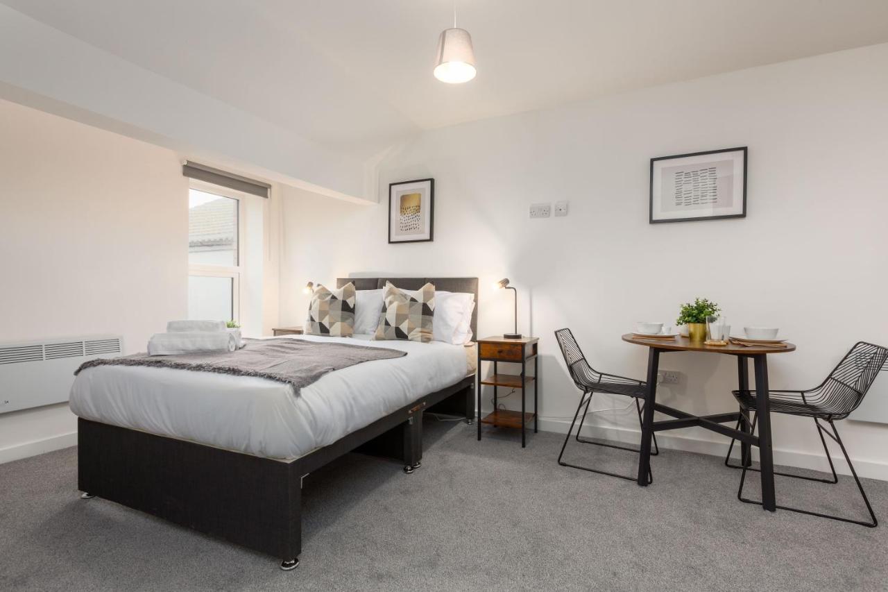 Charles Alexander Short Stay - Charnley House Apartments 黑潭 外观 照片