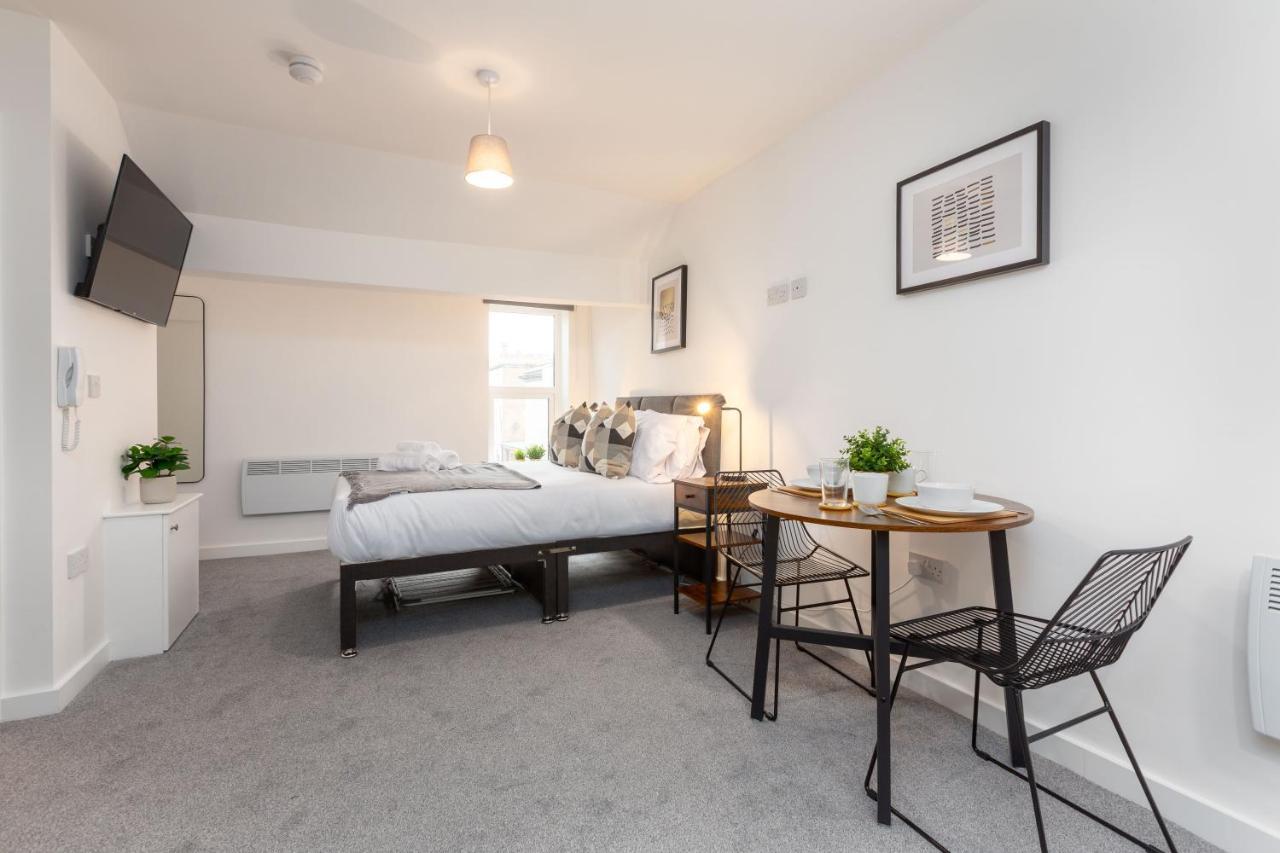 Charles Alexander Short Stay - Charnley House Apartments 黑潭 外观 照片