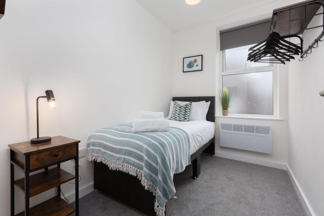 Charles Alexander Short Stay - Charnley House Apartments 黑潭 外观 照片