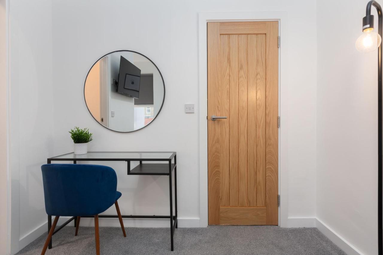 Charles Alexander Short Stay - Charnley House Apartments 黑潭 外观 照片