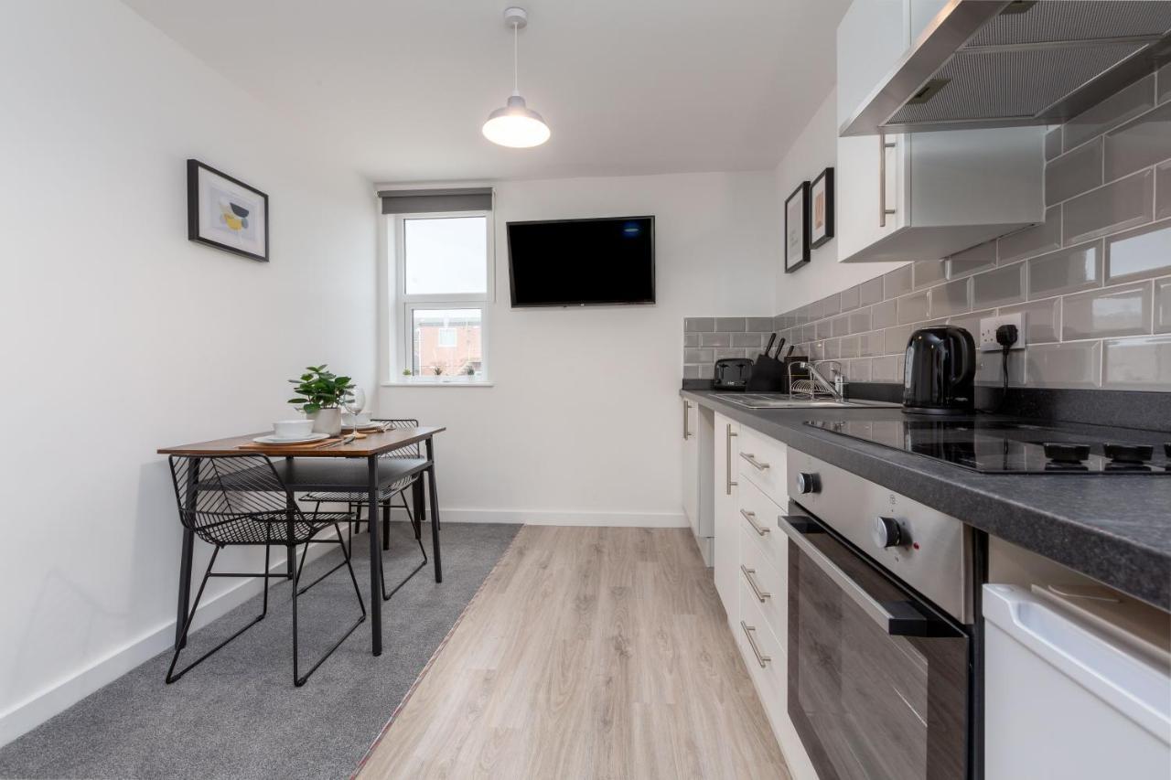 Charles Alexander Short Stay - Charnley House Apartments 黑潭 外观 照片