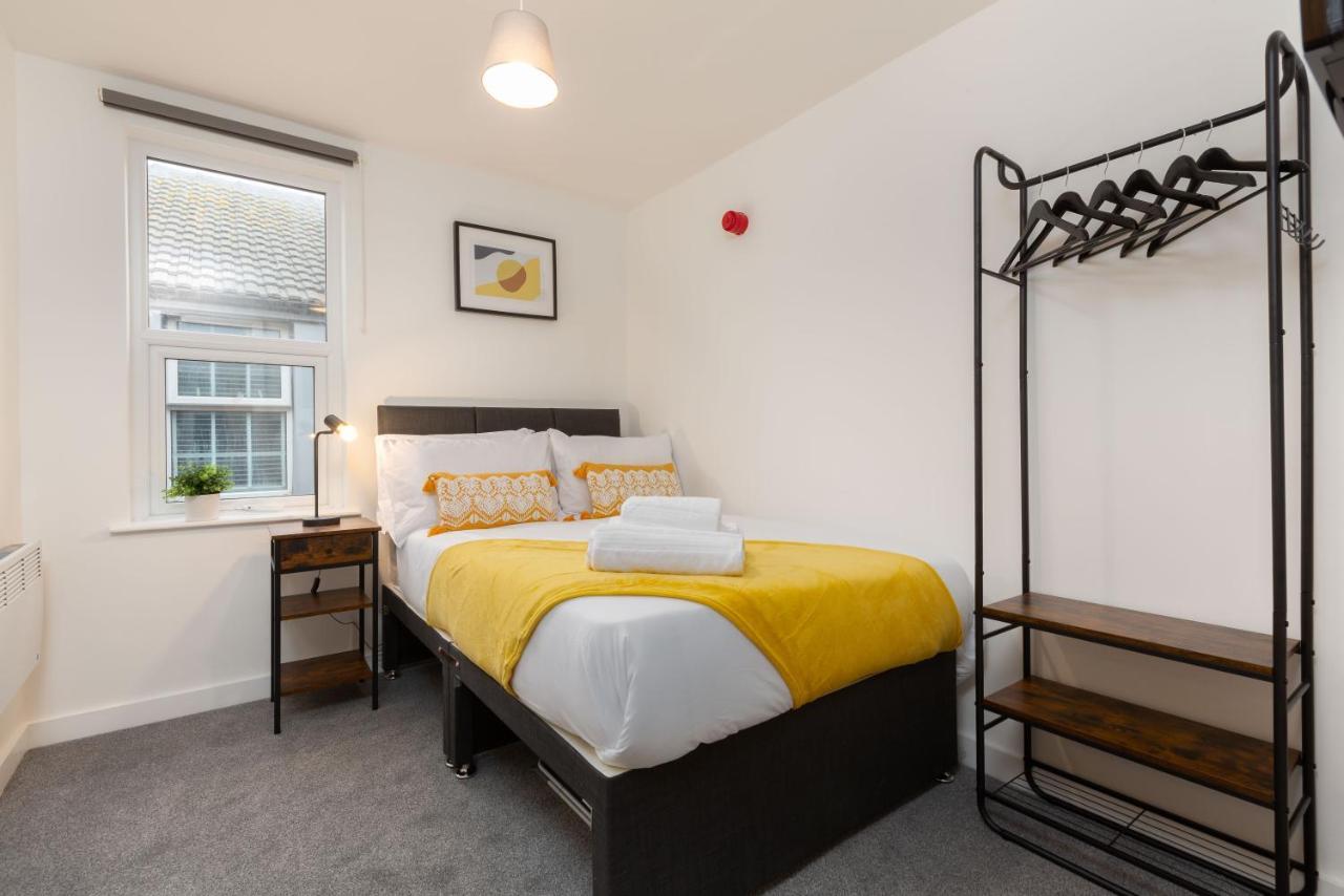 Charles Alexander Short Stay - Charnley House Apartments 黑潭 外观 照片