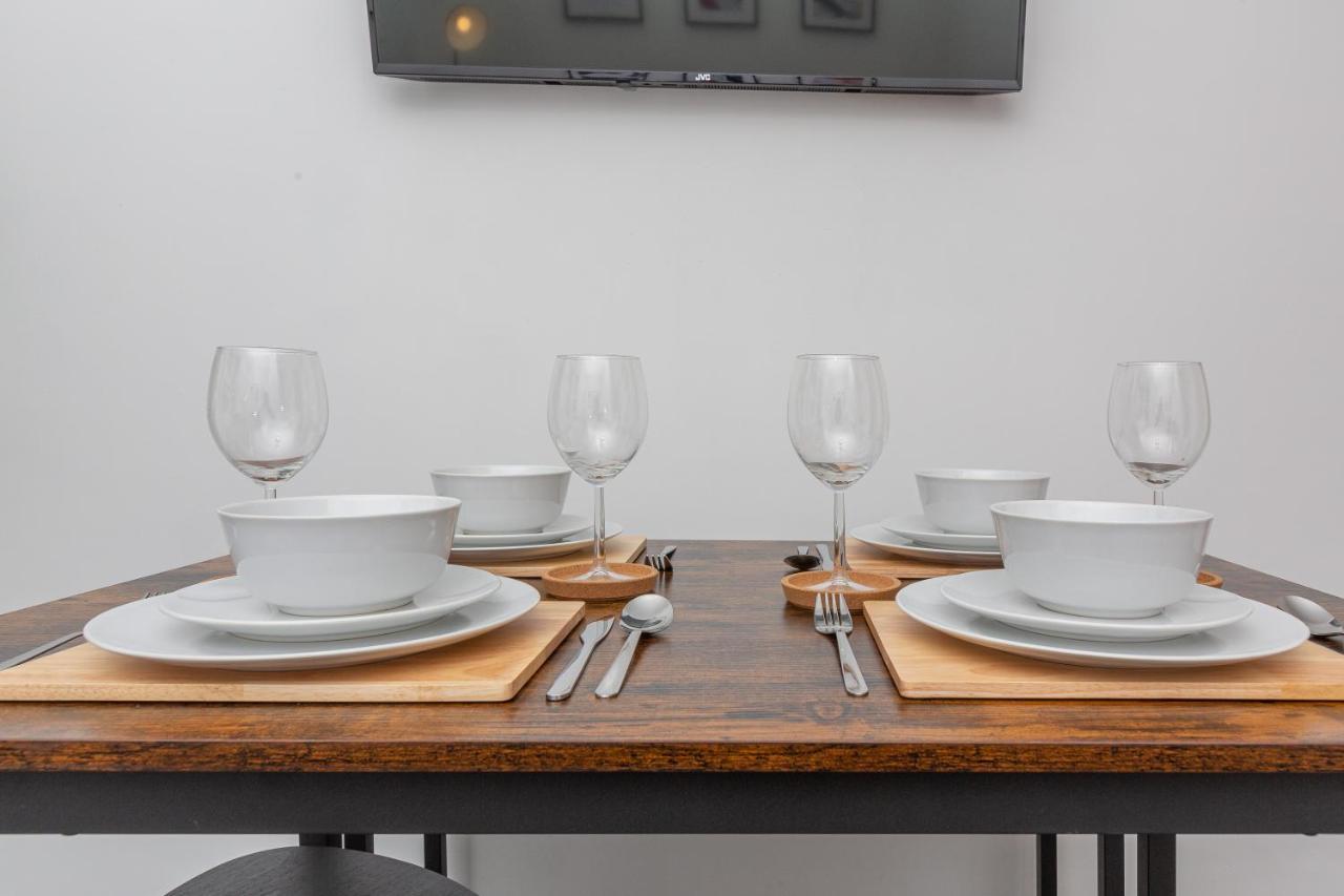 Charles Alexander Short Stay - Charnley House Apartments 黑潭 外观 照片