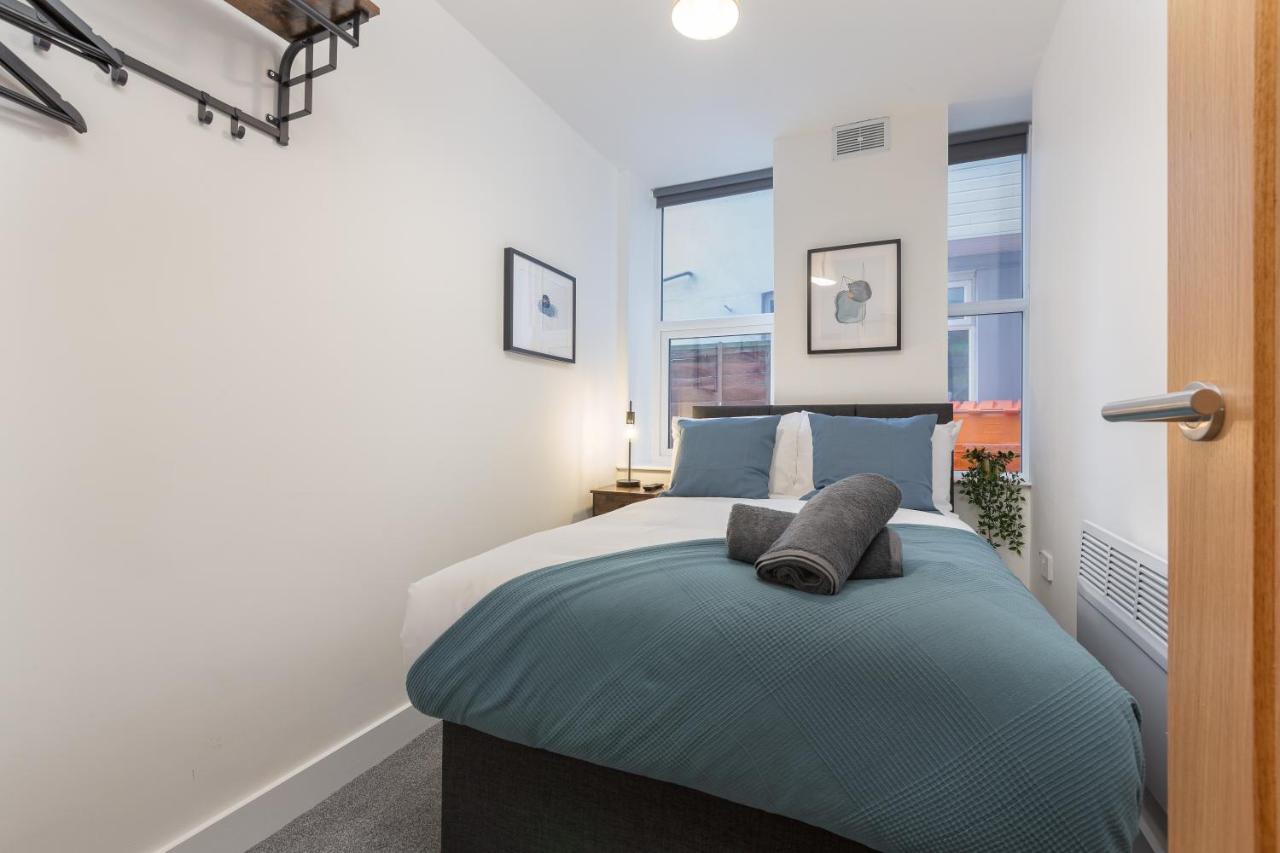 Charles Alexander Short Stay - Charnley House Apartments 黑潭 外观 照片