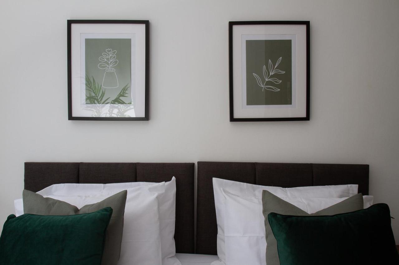 Charles Alexander Short Stay - Charnley House Apartments 黑潭 外观 照片